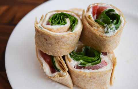Turkey Pinwheel Appetizers on a plate